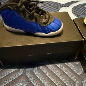 Nike Kids Black and Blue Sneakers